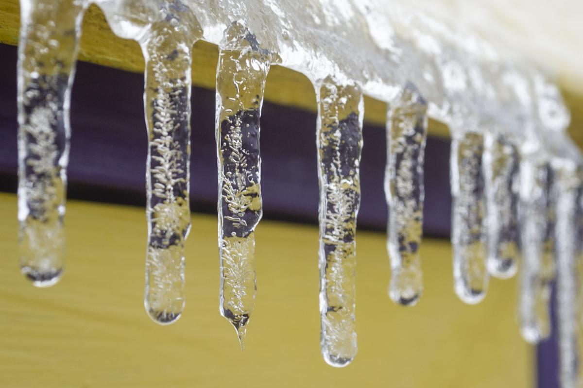 Spring Snaps With Ice Jewels Multimedia Indianola Ia Com
