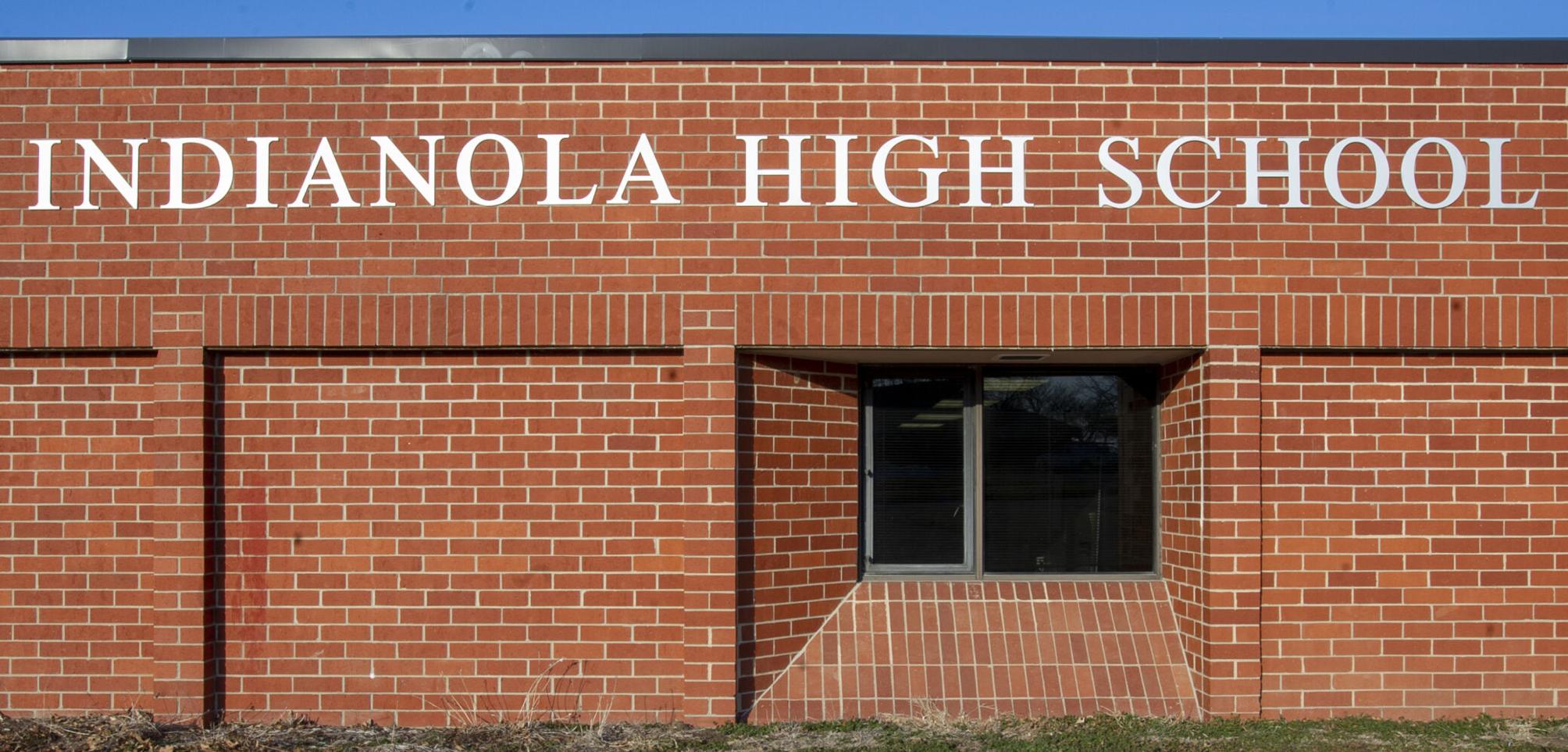 Indianola School Board debates students' role in reviewing