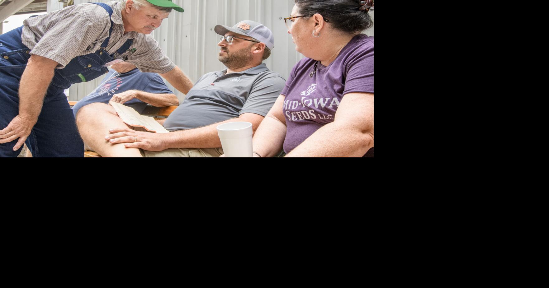 Warren County Fair auction for FFA at SEW Multimedia