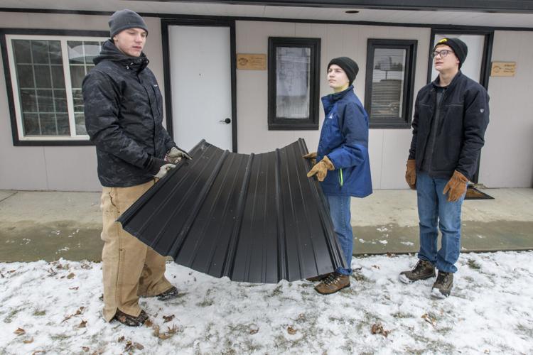 Local Scout builds picnic shelter for Heal House as Eagle Scout project