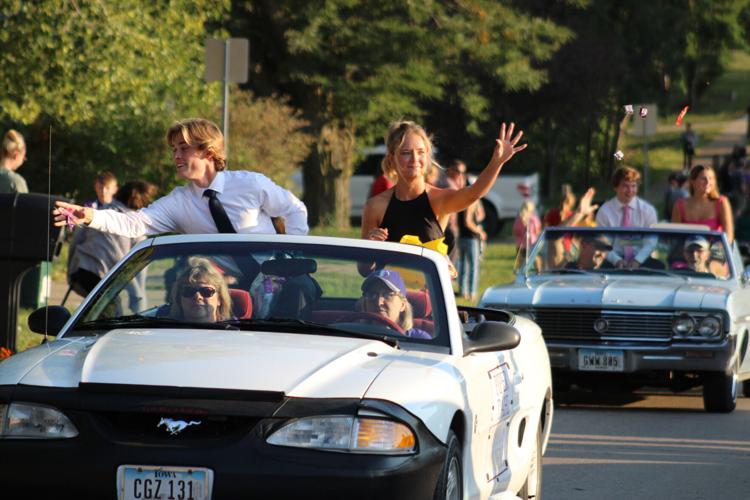 Indianola on parade Multimedia