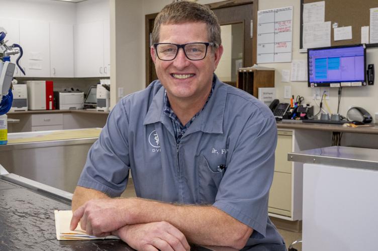 A ‘fearless leader,’ Freese retires from Indianola Vet Clinic after 34