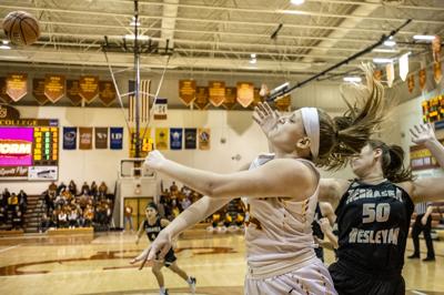 Simpson Snaps Winning Streak To Luther Sports Indianola Ia Com