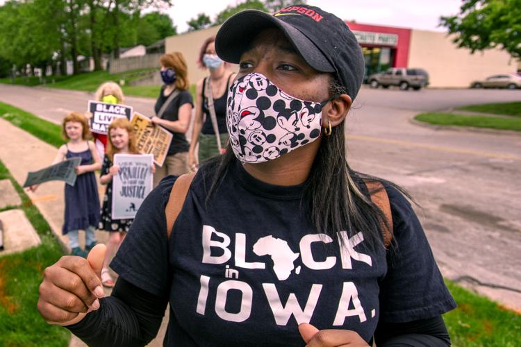 Loves come to Indianola for a job and start a conversation News