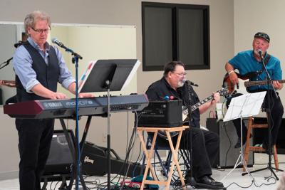 Been There, Done That band plays Indianola Activity Center on Tuesday