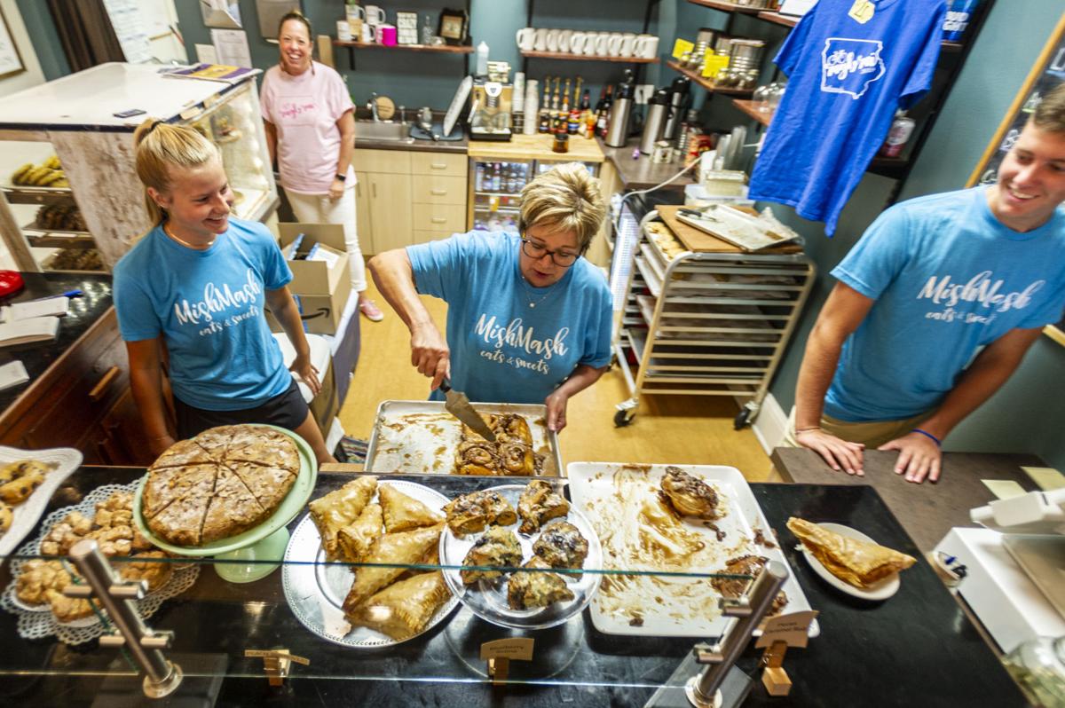 Vendors serve up food and fun Ragbrai