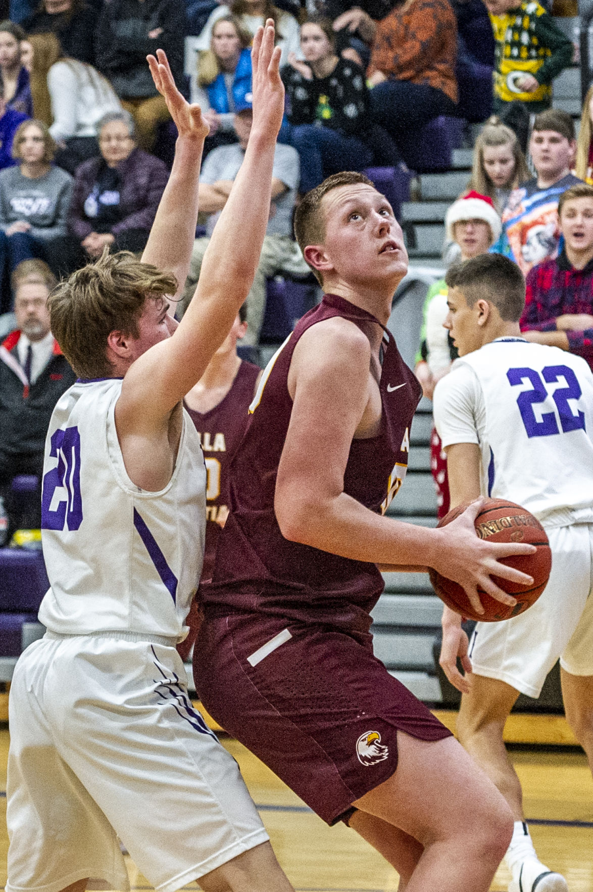 Indians hang on to beat Pella Christian Friday Sports