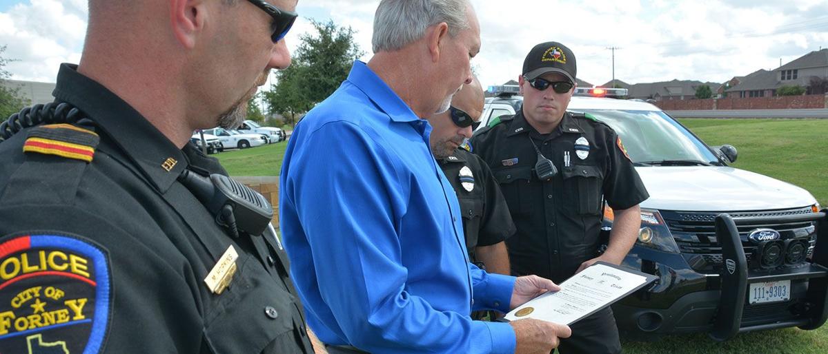 Video Mayor Wilson Declares Sept 4 Back The Blue Day In Forney Lighting Ceremony At Police Department Local News Inforney Com