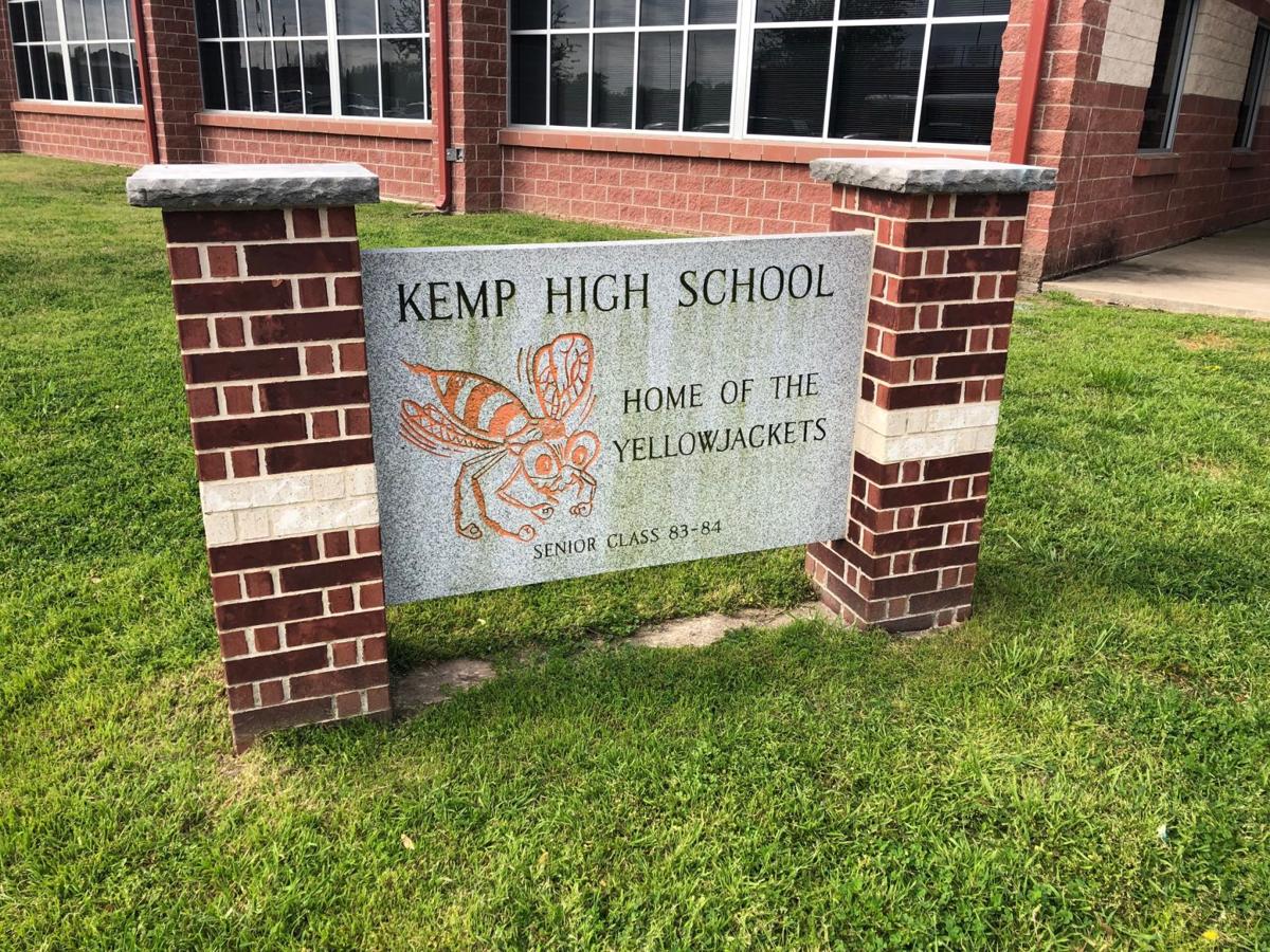 Kemp ISD investigating teacher for improper relationships with students