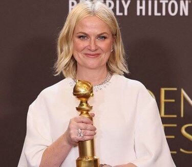 Amy Poehler’s ‘Good Hang’ Takes Home Best Podcast Prize At Golden
