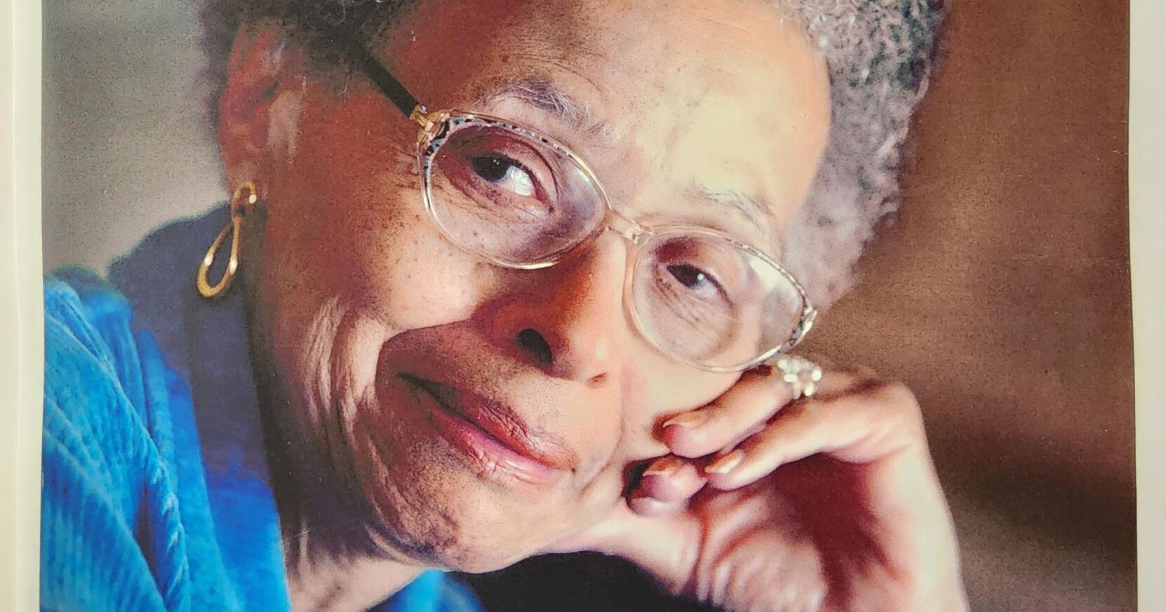 Alvedia E. Smith dies - Vimarsana News