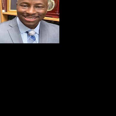 Brooklyn Center Council fires City Manager Reggie Edwards after closed review