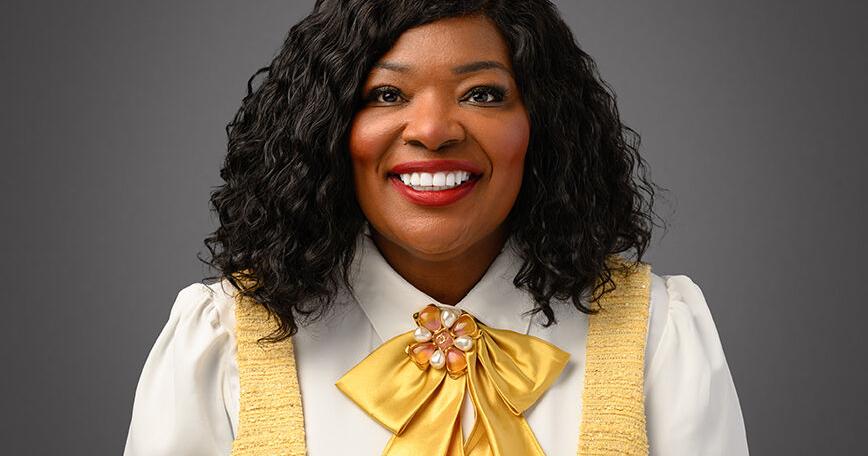 Vetaw honors North Minneapolis public health hero Gaebriel Lyrek; tie drive delivers 200-plus donations to job seekers