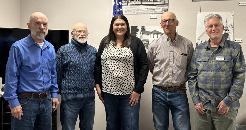 New trustee for the Inyo County Board of Education News(06)