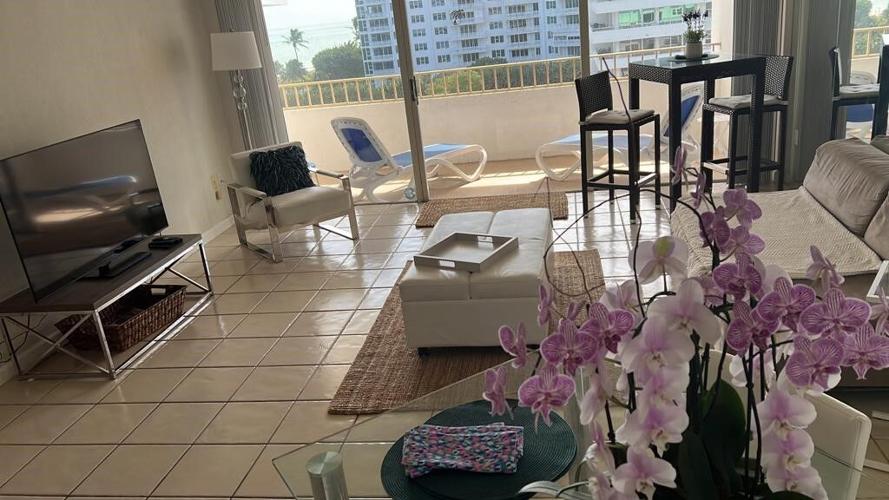 Key Biscayne, Commodore East for Rent