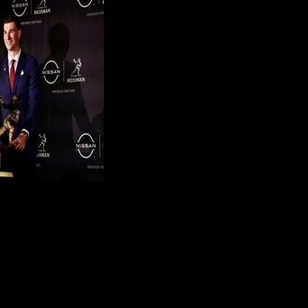 Indiana University quarterback Fernando Mendoza has won the Heisman Trophy as the top US collegiate football player in 2025