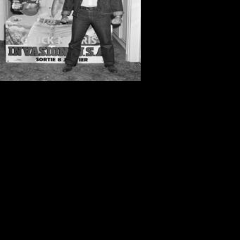 Chuck Norris poses in Paris in 1985 for his movie 'Invasion USA'