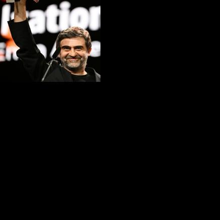 Silver Bear Grand Jury Prize winner Emin Alper ('Salvation') spoke up for those suffering in Iran and Gaza