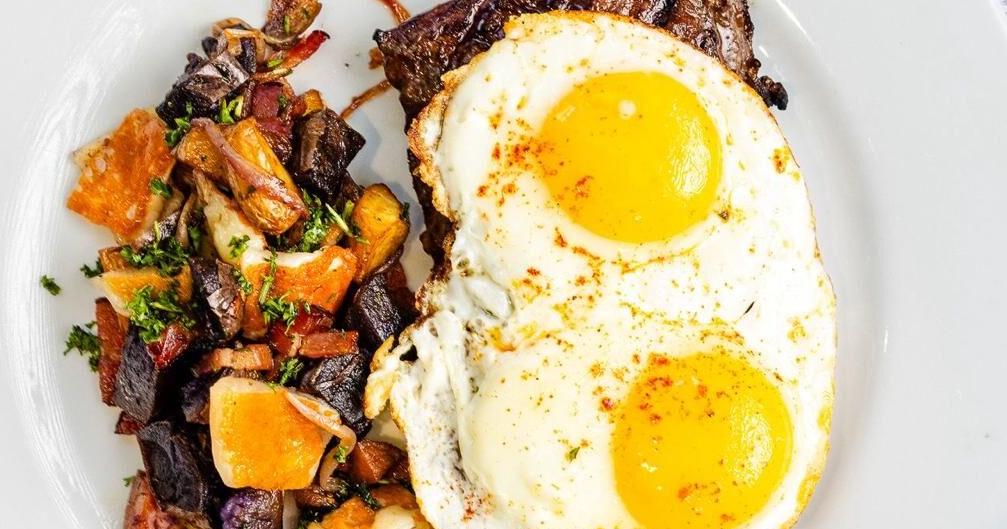 Celebrate Mom with these Key Biscayne dining and catering options