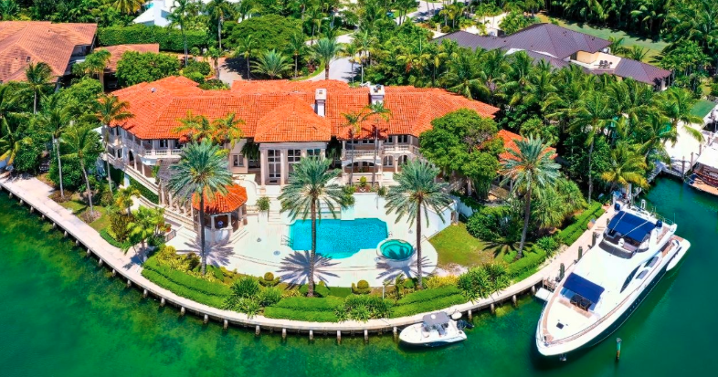 Mexican businessman and Miss Universe co-owner lists landmark Key Biscayne waterfront mansion