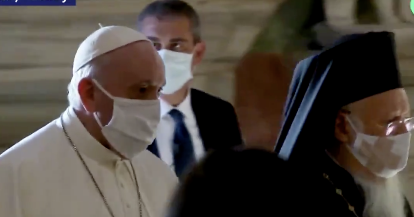 Pope With Mask Pope Francis seen wearing a mask in public | Coronavirus | islandernews.com