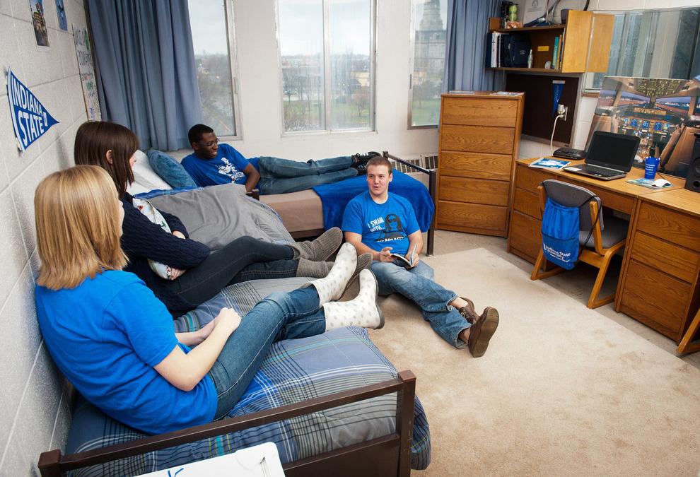 Coed dorm room plan receives mixed feedback Campus
