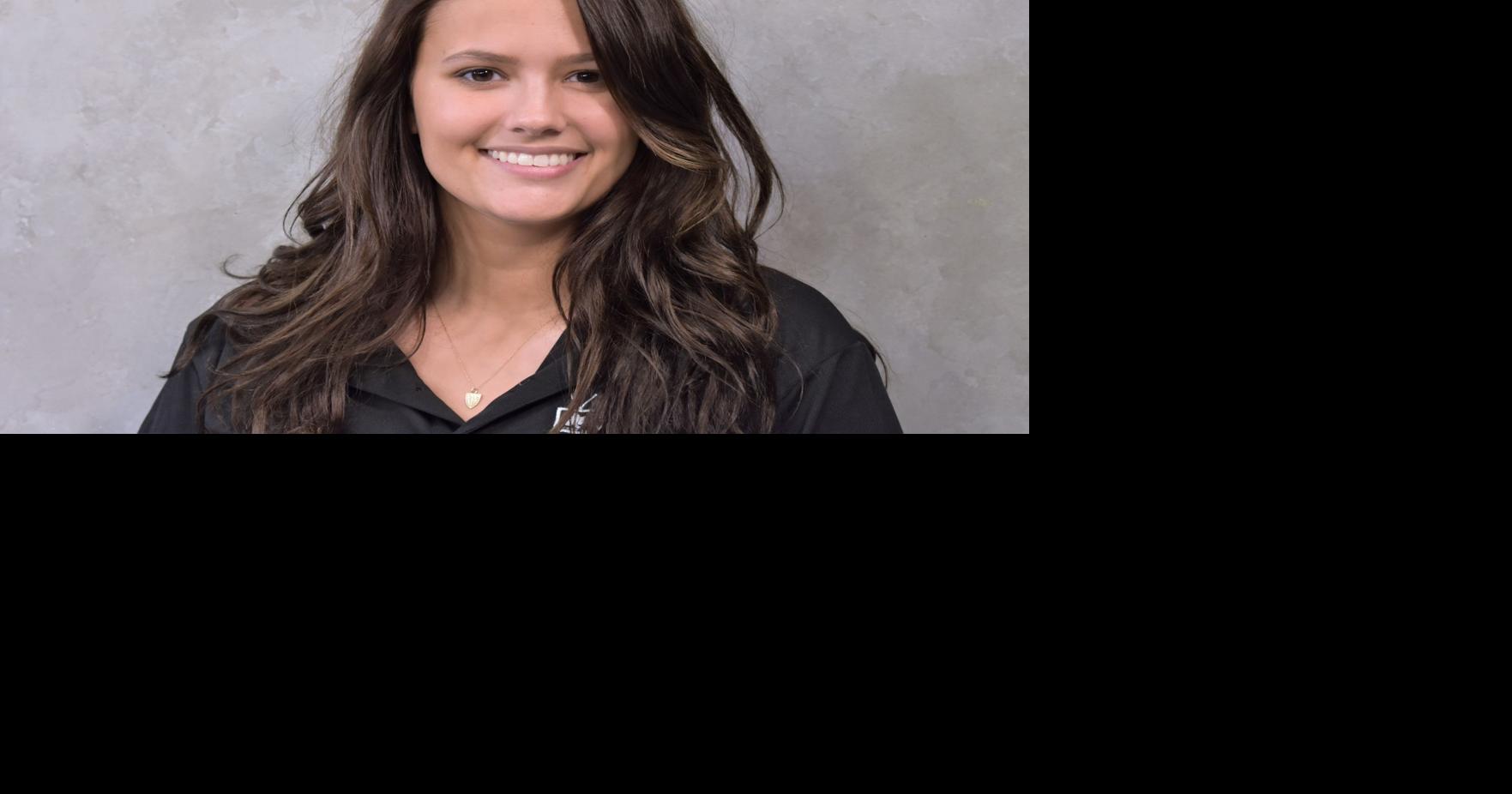 Kylee Leverett | 2017-18 Sycamore Video Staff | isustudentmedia.com