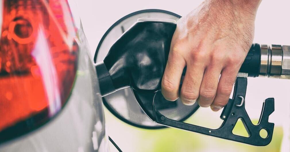 How gas prices have changed in South Bend in the last week