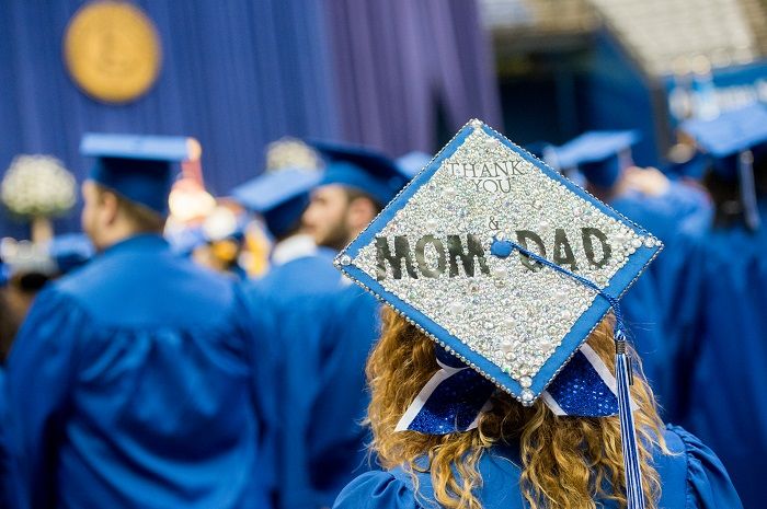 how to decorate your graduation cap