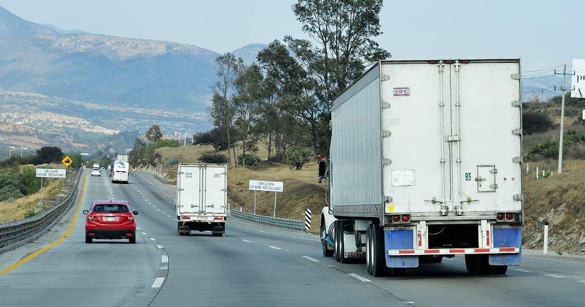 MEXICALI BRIEFS: Truck drivers detained, deported