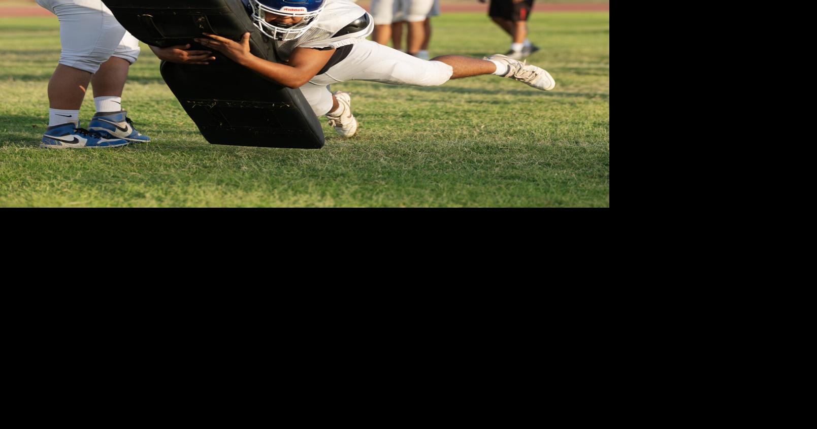 Football scrimmages set stage for 2026 season Football scrimmages set stage for 2026 season