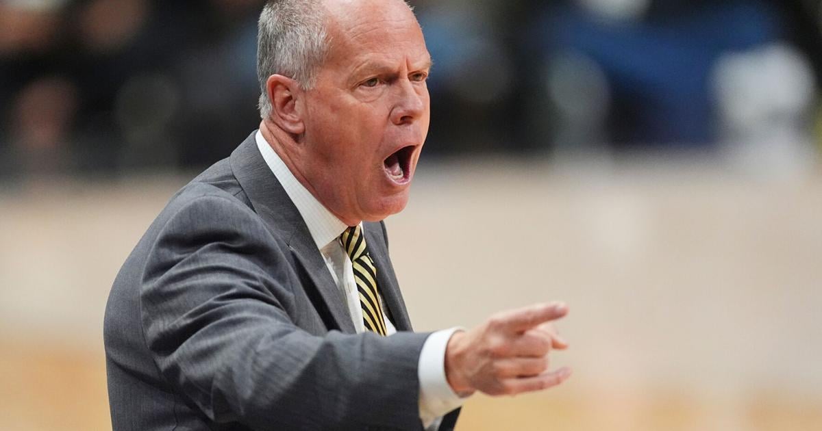 Colorado Buffaloes look to rebound with youth-filled lineup after first losing season since 2014-15