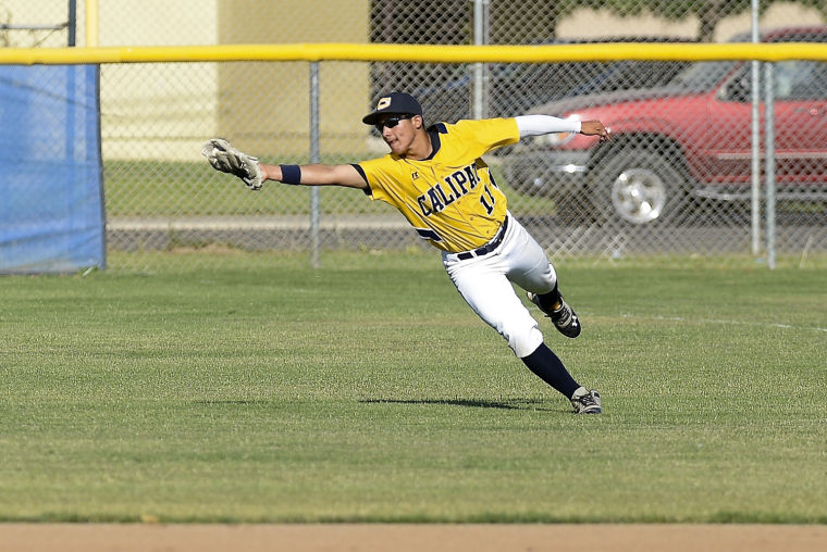 Calipatria vs Marantha Baseball Photos