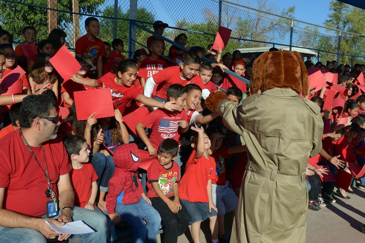 Phil Swing Red Ribbon Week Photos