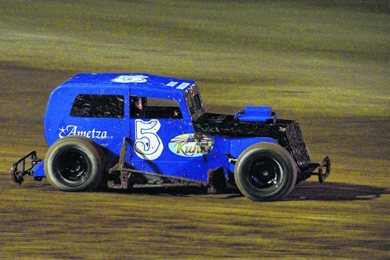 Dirt Track Racing Sprint Cars Return To Fairgrounds Sports Ivpressonline Com