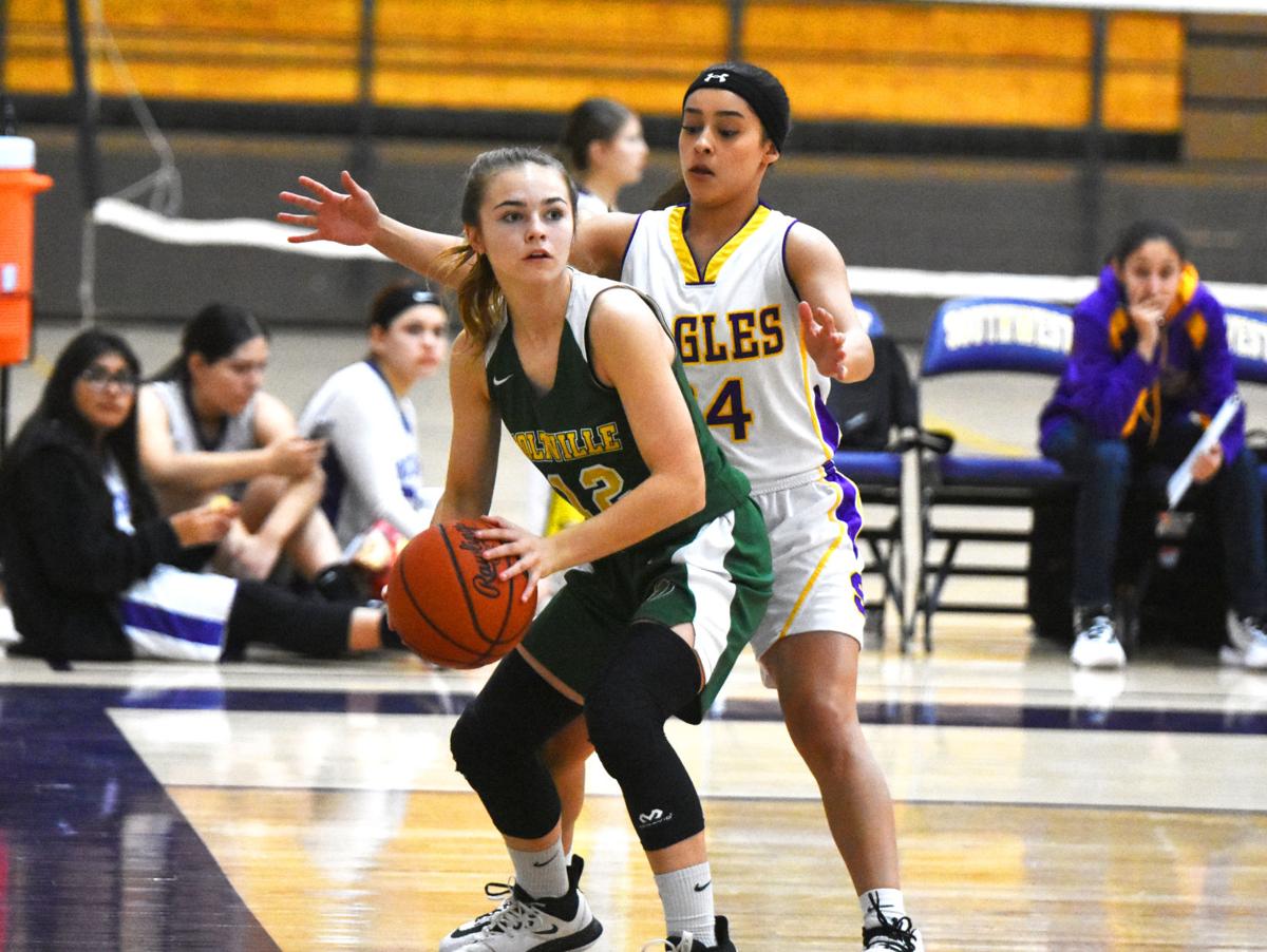 Vikings run winning streak up to eight in 54-33 win over Eagles