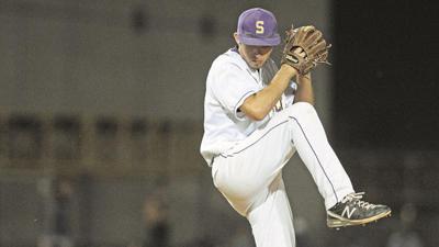 Eagles Win In Extra Innings To Advance Into Division Iv Baseball Tournament Sports Ivpressonline Com