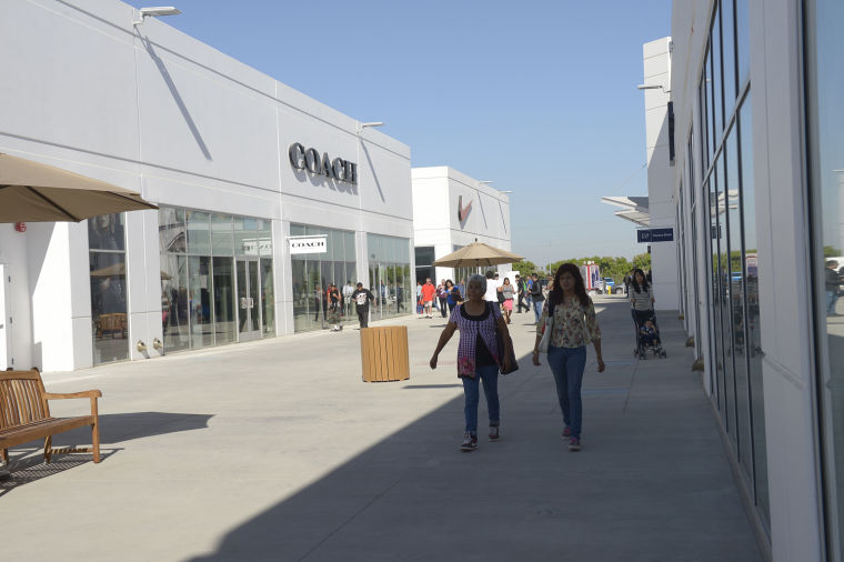 Gran Plaza opens to cheers and fanfare Local News