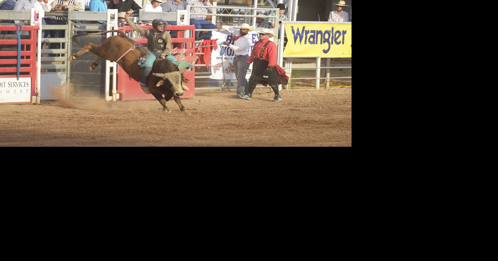 Raucous 60th rodeo rouses Valley’s trailblazing spirit | Local News ...