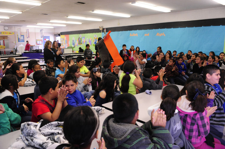 Brawley native, smokejumper presents to fourthgraders at Phil D. Swing