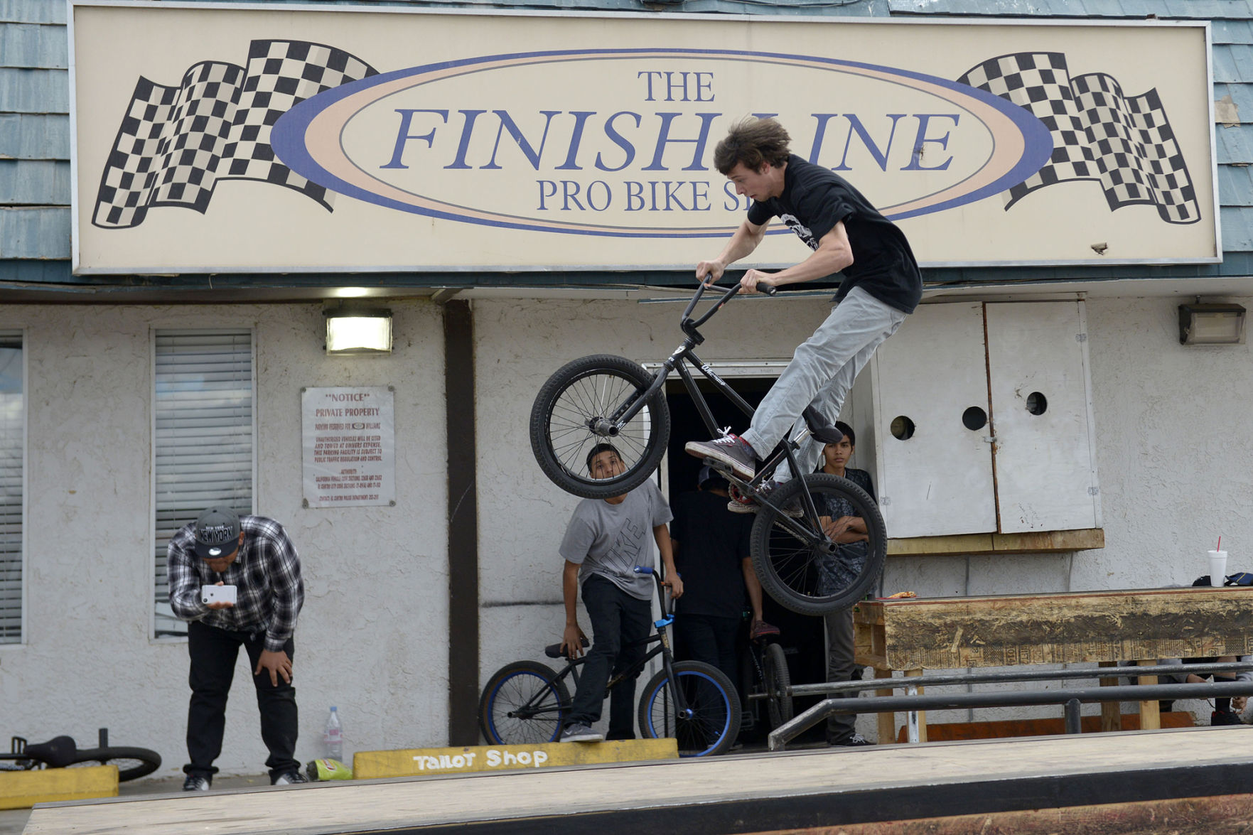 the finish line pro bike shop