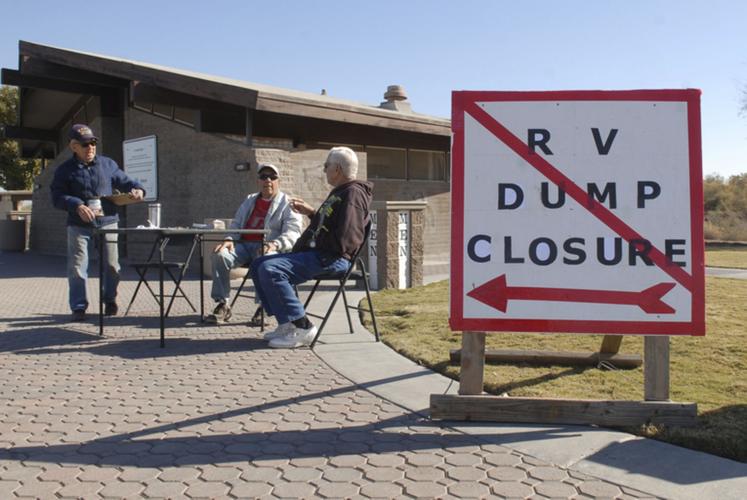 Travelers rally to keep Two Rivers Roadside Rest Area open Saturday and Sunday