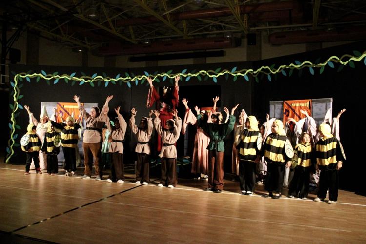 Seeley Elementary holds first children's theater performance_RumpelstiltskinCast