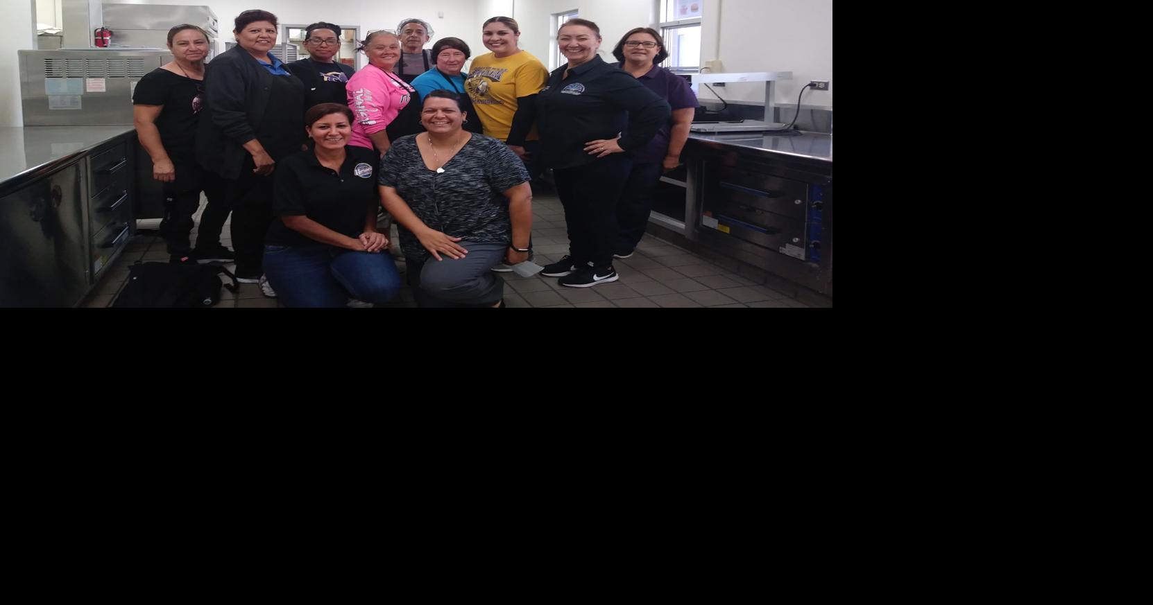 IV HIGH Cafeteria workers find their jobs rewarding Local News