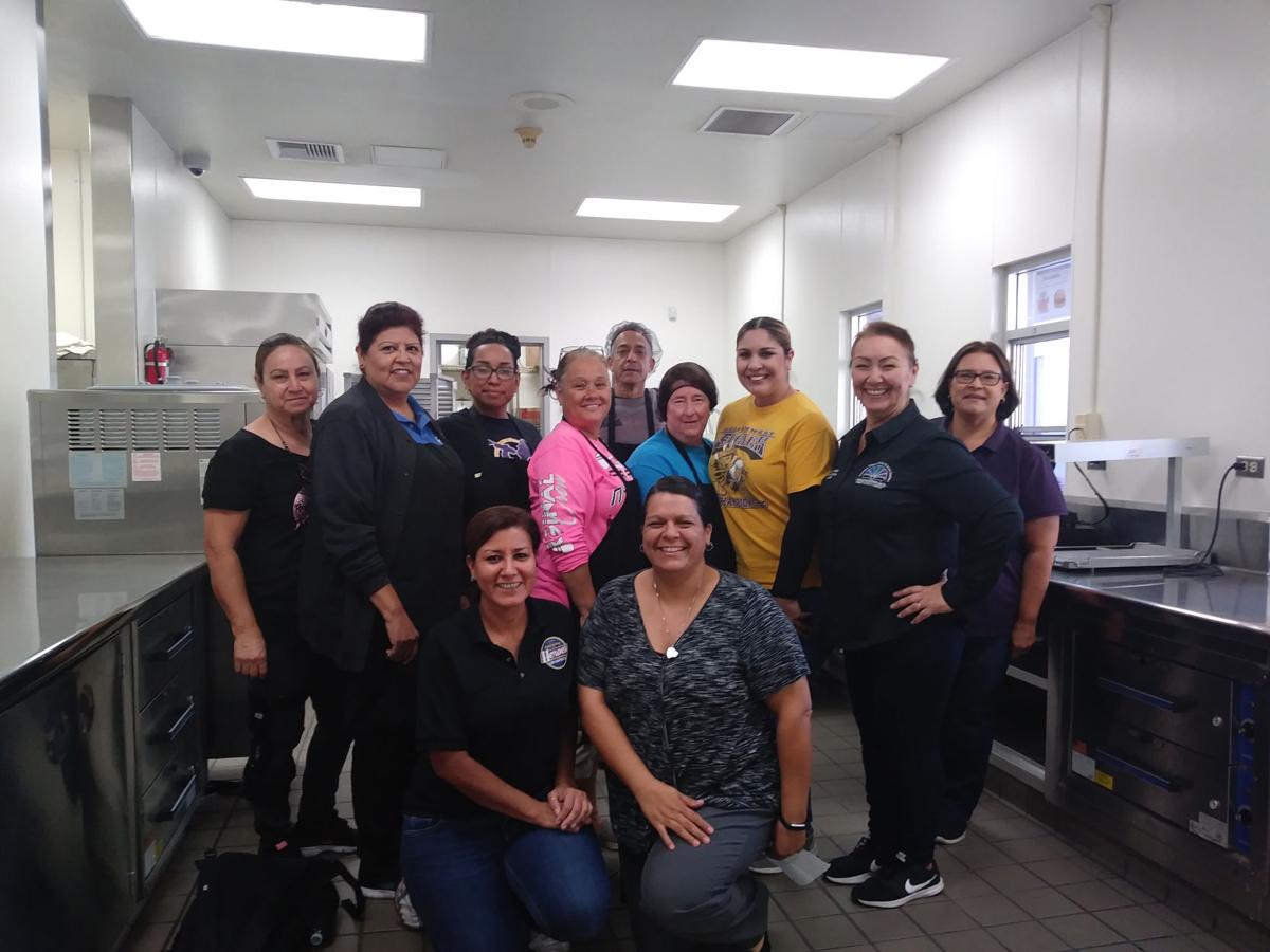 IV HIGH Cafeteria workers find their jobs rewarding Local News