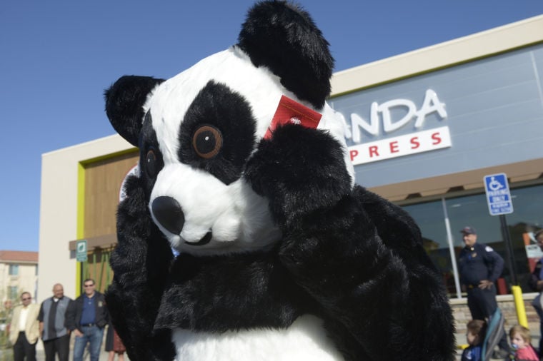 Panda Express Grand Opening | Photos | ivpressonline.com