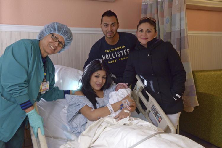 New Year's baby delivered by first-time mom at El Centro Regional Medical Center