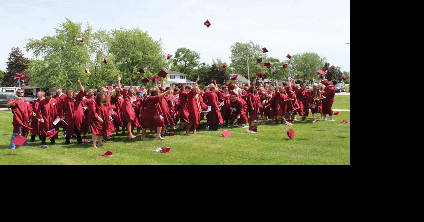 New Holstein High School class of 2020 celebrates. News