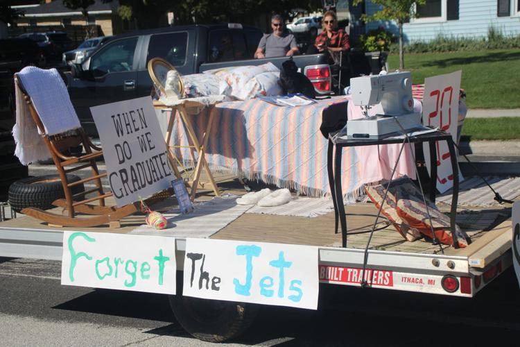 New Holstein Parade News