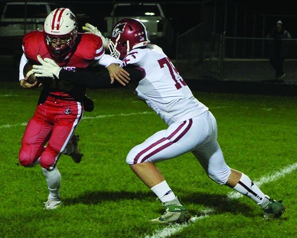New Holstein's half better than Valders' as Huskies win 34-18 | Sports ...